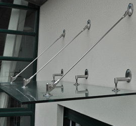 Стеклянный козырек на вход